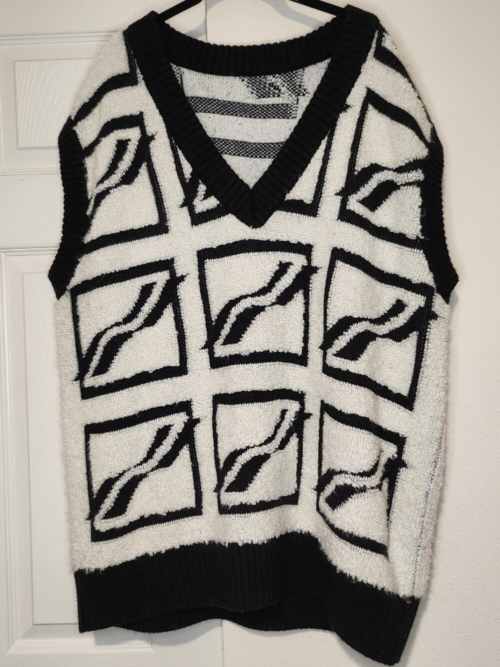 We11Done Black White Boucle Logo Sweater Vest